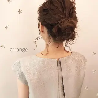 ミディアム ヘアアレンジ 市川 千夏のヘアスタイル