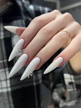ネイル サリー ネイル ラボのネイルデザイン