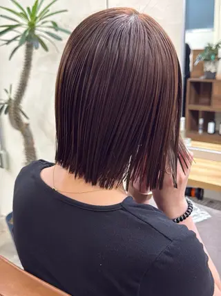 ショート カラー 切りっぱなしボブ/ ストレート須藤優真のヘアスタイル