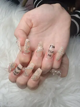 ネイル Lee Nailsのネイルデザイン