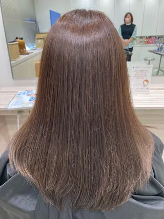 セミロング カラー 新島 美恵子のヘアスタイル