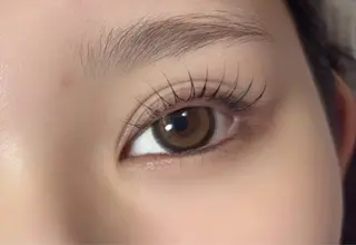 マツエク・マツパ 籠田 理子のヘアスタイル