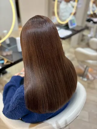 カラー 中谷 朱里のヘアスタイル