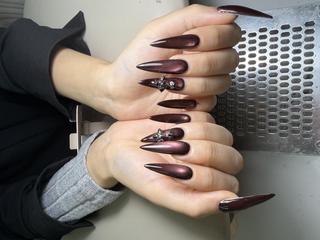 ネイル H-nail ロング/3D/Y2Kのネイルデザイン