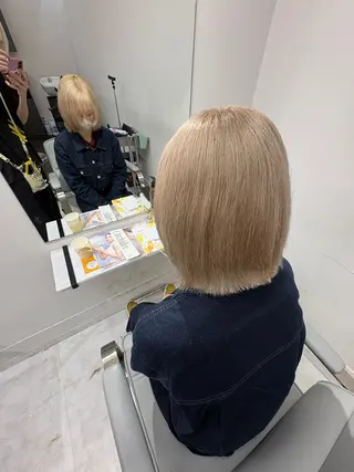 ショート カラー 【きらめき屋さん🎀 ハイトーン大和🎀】のヘアスタイル