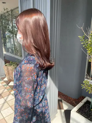 セミロング カラー 佐々木 麻純のヘアスタイル