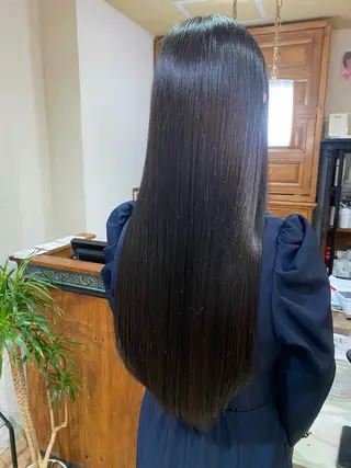 ロング 東田 恋のヘアスタイル