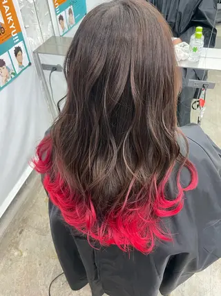 セミロング カラー インナーカラー 推し ブリーチ  髪質改善のヘアスタイル
