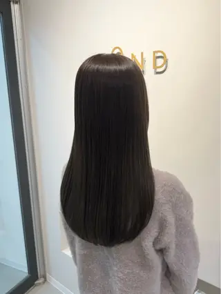 ロング NANA / MONDのヘアスタイル