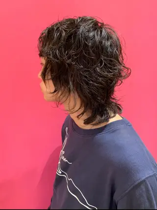 ミディアム ウルフ、レイヤー 、メンズカットSHOのヘアスタイル