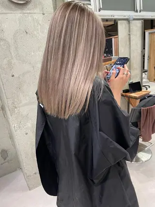 セミロング カラー タナカ タクヤのヘアスタイル
