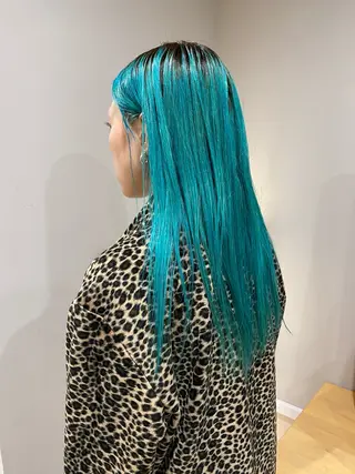 ロング カラー KAWAHARA YUKIのヘアスタイル