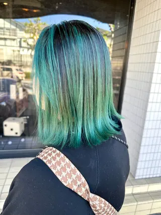 ミディアム タカツド ユウキのヘアスタイル