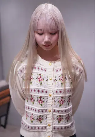 カラー 河原 楓樹のヘアスタイル