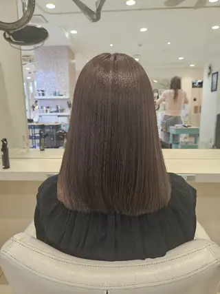 ミディアム 社内カット講師・店長 菅原賢一のヘアスタイル