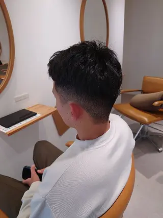 ショート ナカヤマ ヒロトのヘアスタイル