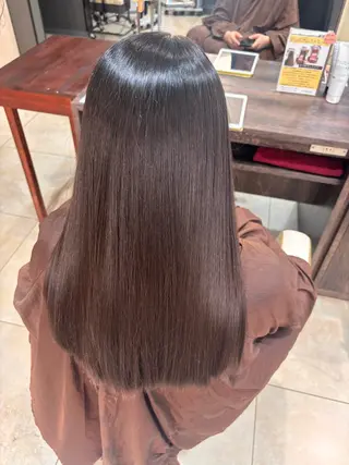 ロング 守谷 奏穂のヘアスタイル