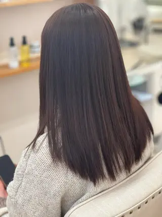ロング 石倉 真のヘアスタイル