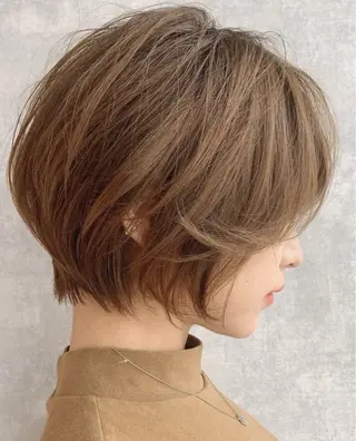 ショート 宇田津 文那のヘアスタイル