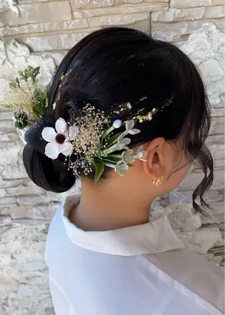 ヘアアレンジ 色落ちまで可愛い🩷 透明感🩵安江理緒のヘアスタイル