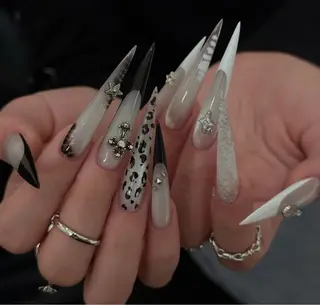 ネイル D-BEAUTY Nailsalonのネイルデザイン