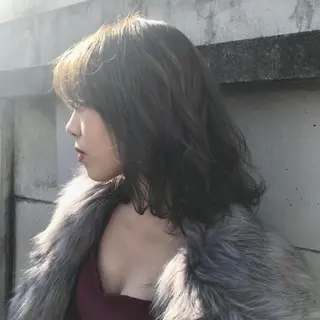 ミディアム カラー エクステ(レミー毛) NINEのヘアスタイル