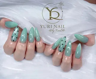 ネイル YURI Nail NARITAのネイルデザイン