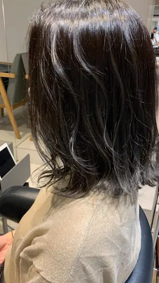 ミディアム カラー パーマ 🌈艶髪/髪質改善 新宿itouのヘアスタイル