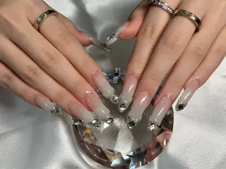ネイル Hinata <lunon>のネイルデザイン