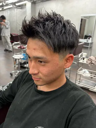 ショート メンズ 西田 龍我のヘアスタイル
