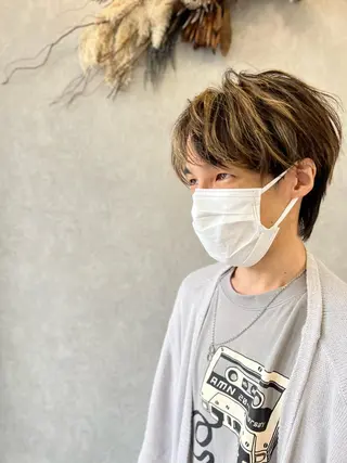 ショート カラー メンズ 伊藤 早人のヘアスタイル