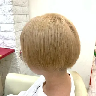ショート カラー 櫻井 なんなのヘアスタイル
