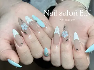 ネイル E.N🦋 長さ出し/持ち込みのネイルデザイン