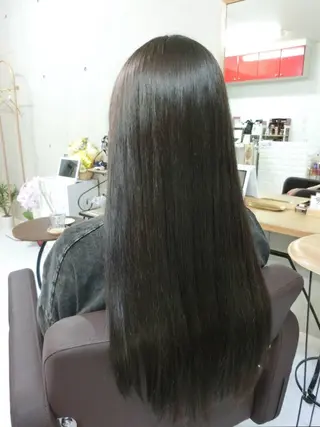 ロング nao 艶カラー・髪質改善のヘアスタイル
