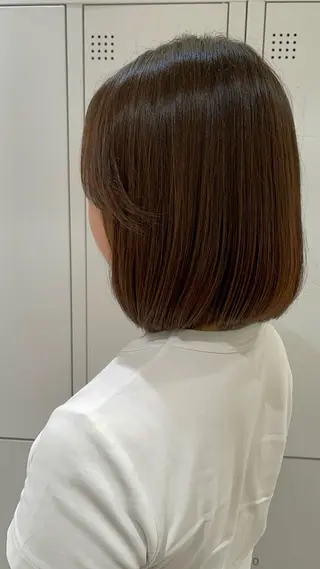ショート Alen🐶🐾/海 外風/グレージュ🩶のヘアスタイル
