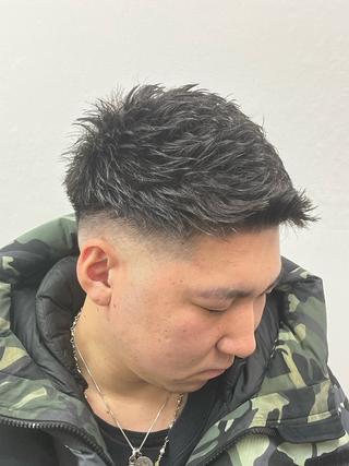 メンズ ヒロ銀座川崎 志田健介のヘアスタイル