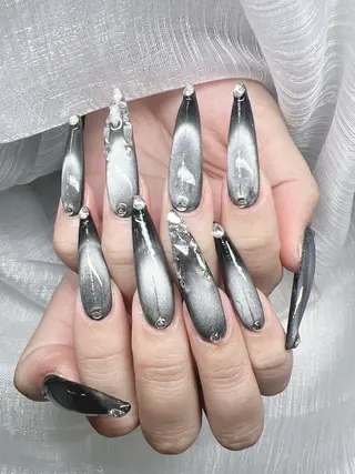 ネイル Lee Nails チップ長さだし専門店のネイルデザイン