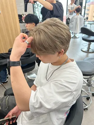 ショート カラー パーマ ヘアアレンジ メンズ キッズ 磯村 翔大のヘアスタイル