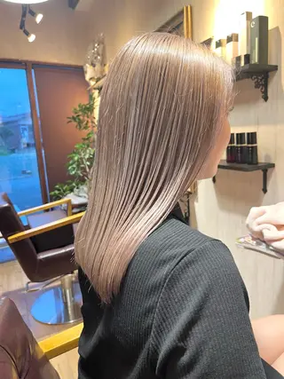 セミロング カラー . Lｉｅのヘアスタイル