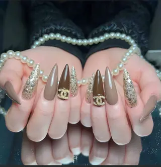 ネイル Lyna 池袋 ロングネイルのネイルデザイン