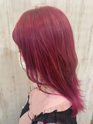 セミロング カラー 松浦 るなのヘアスタイル