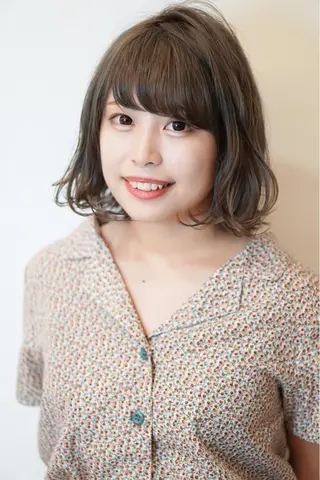 ショート カラー ディレクター ノナカのヘアスタイル