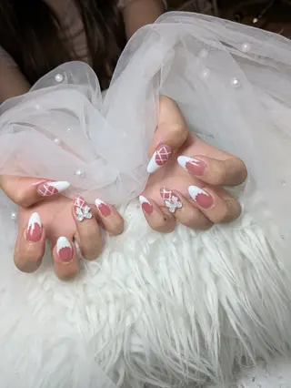 ネイル Queen Nail 柏店　クイーンネイルのネイルデザイン