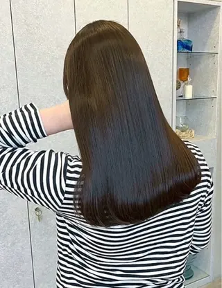 セミロング カラー runa｜color 🩰straightのヘアスタイル