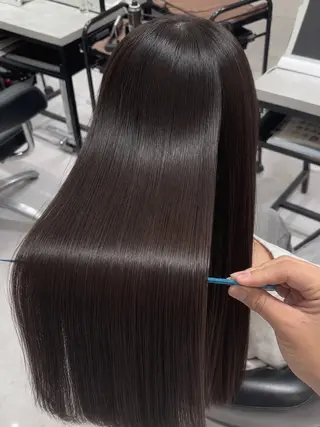 ロング 🌙髪質改善カラー Momoka🦋のヘアスタイル