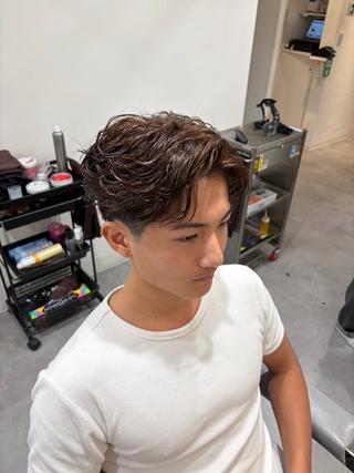 ショート パーマ メンズ メンズ特化･フェザー パーマ コウタロウのヘアスタイル