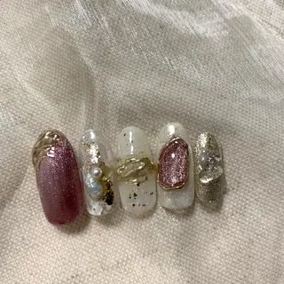 ネイル 里見 麗のネイルデザイン