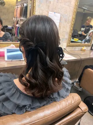 セミロング ヘアアレンジ 前田 みのりのヘアスタイル