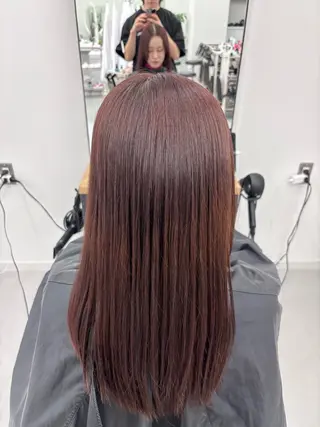 セミロング カラー グレー・オリーブ ソウタのヘアスタイル