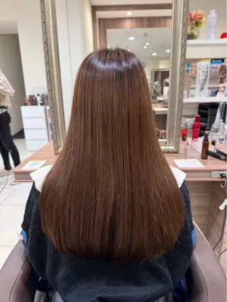 カラー 阪本 紀乃のヘアスタイル